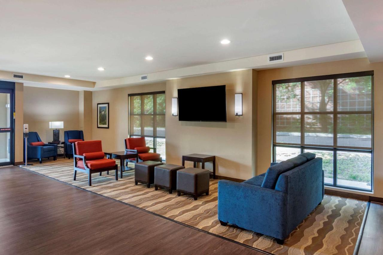 Comfort Inn & Suites Charlottesville Exteriér fotografie