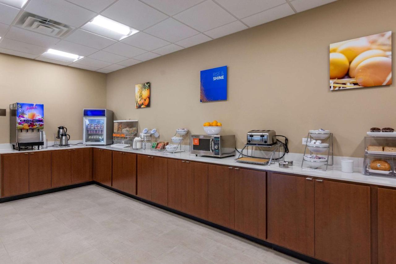 Comfort Inn & Suites Charlottesville Exteriér fotografie
