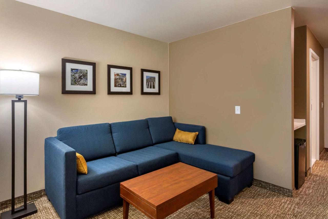 Comfort Inn & Suites Charlottesville Exteriér fotografie